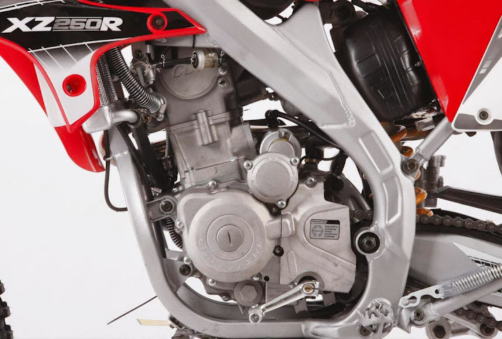 250cc XZR Dirt Bike OHC Watercooled Engine Twin Exhausts